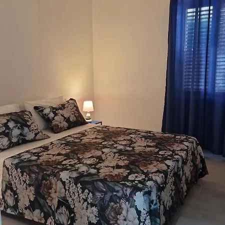 Le Stanze Di Veronica Oda ve Kahvaltı 4*